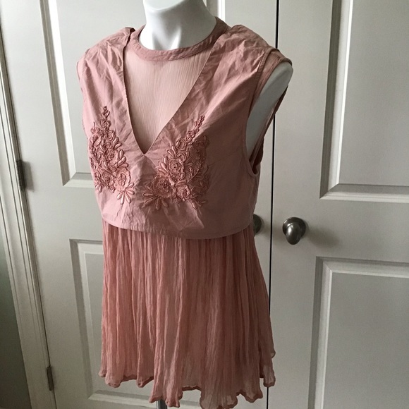 Free People Pink Rose Embroidered Chiffon TunicTop - Picture 2 of 9